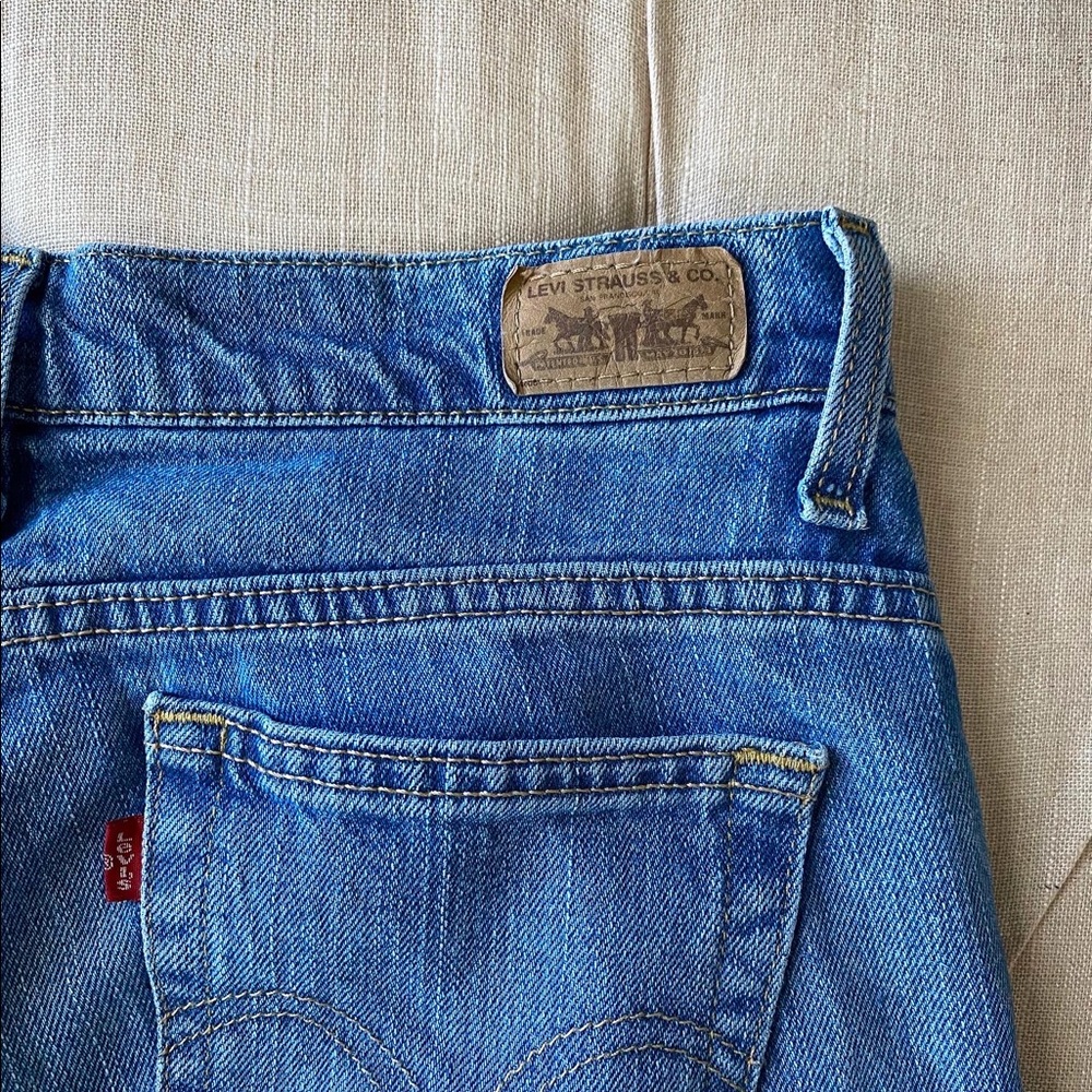 Levi Mom Jeans